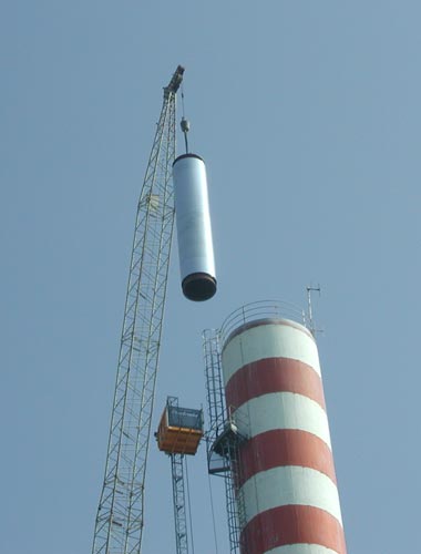 Canna fumaria - Termovalorizzatore di Ferrara - montaggio